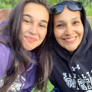 Meet your Posher, Daniella